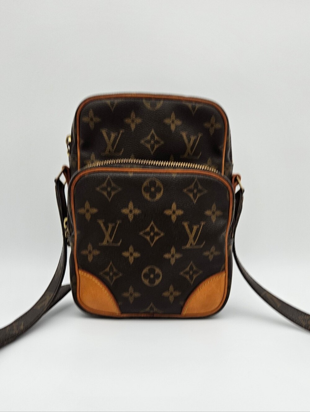 Authentic Louis Vuitton Amazone #4371M